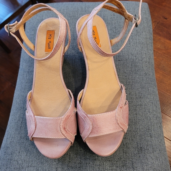 Miz Mooz Shoes - Pink Miz Moozh heeled wedge sandals.